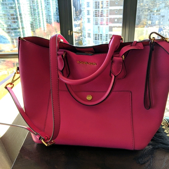 Michael Kors Handbag - Picture 11 of 15